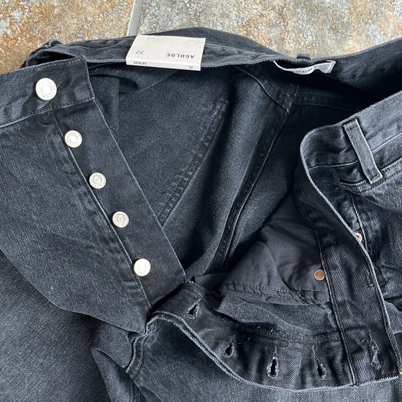 Agolde 90s Mid Rise Loose Short in Fallen Size 32 NWT - Picture 9 of 14